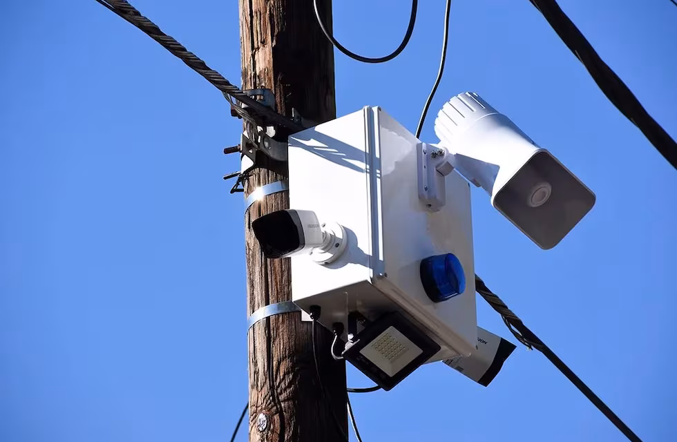 Sistema de alarmas comunitarias e inteligentes